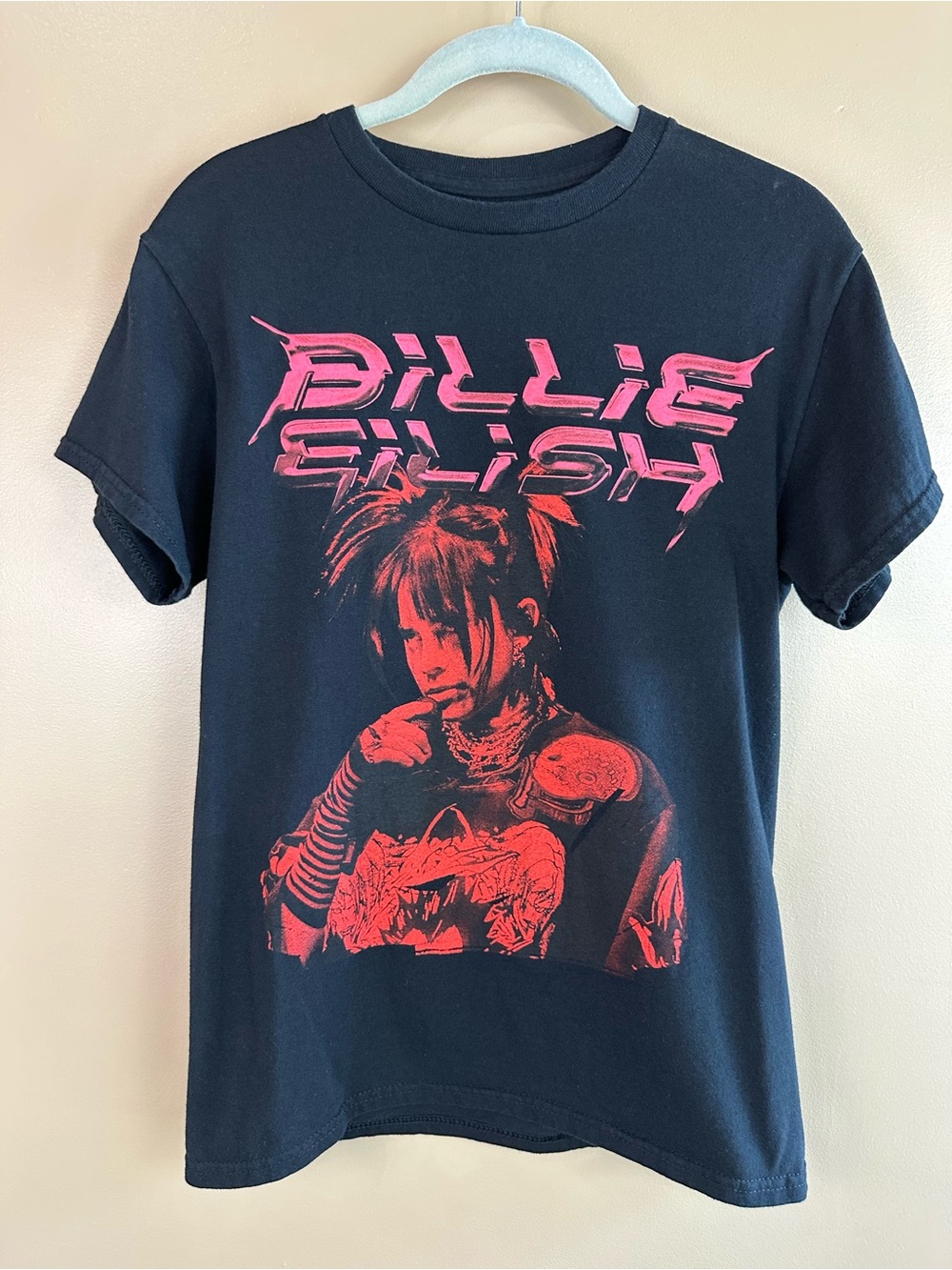 Billie Eilish 2025 Official Graphic Band T-Shirt Black Red Size Medium Grunge